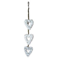 45cm x 14cm White Handmade Nest of Three Hanging Andara Shell Hearts with Thick Rope