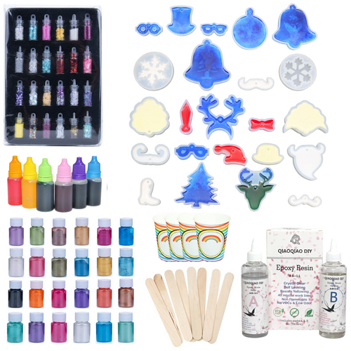 Christmas Charms Epoxy Resin Art Set Dye, Glitter, Mica Powder, Cups, Sticks 138pce